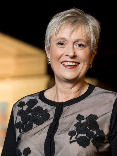 Karen Stone